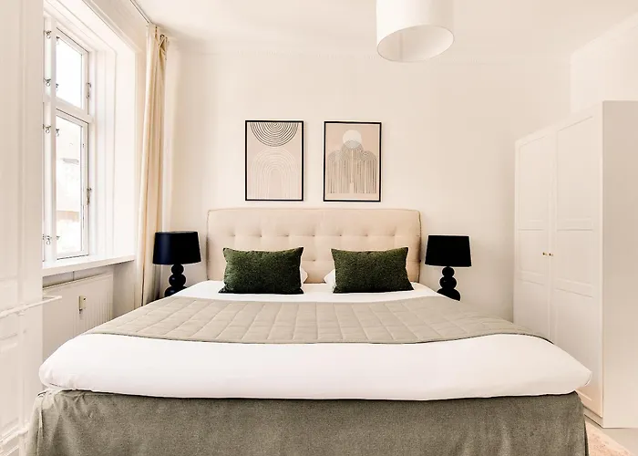 Sanders City - Nimble One-Bedroom Apartment In The Lovely Capital
